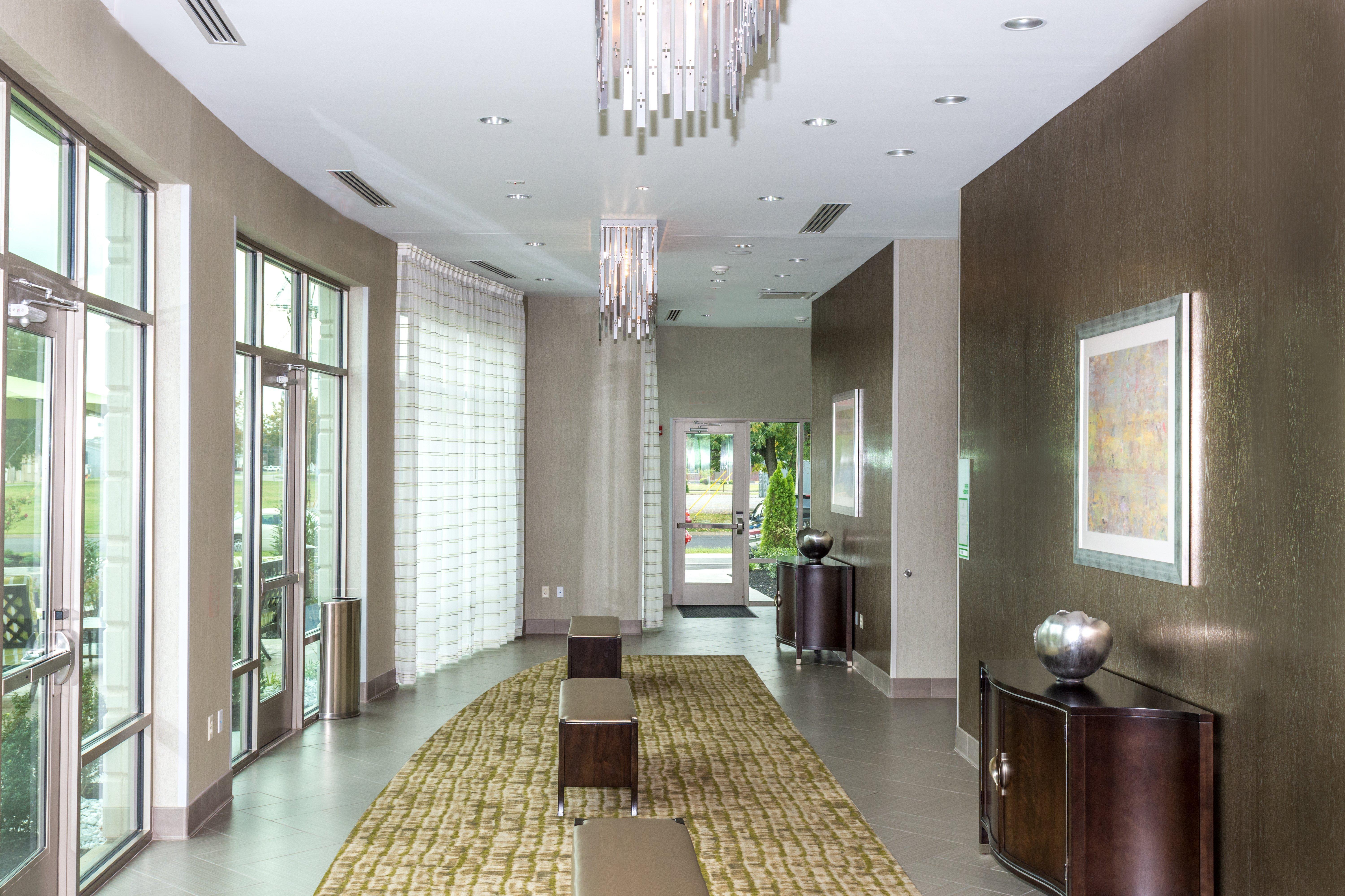 Holiday Inn Lexington - Hamburg By Ihg Exterior foto